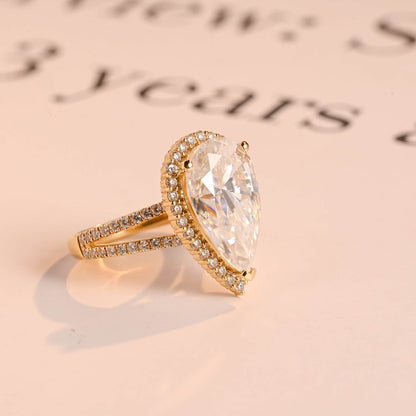 Stunning 2.0 - 4.0 CT Pear Moissanite Engagement Ring with Pave & Halo Design 7