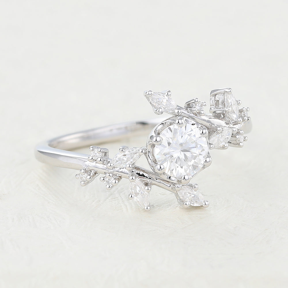 0.41 CT Round Cluster Moissanite Engagement Ring